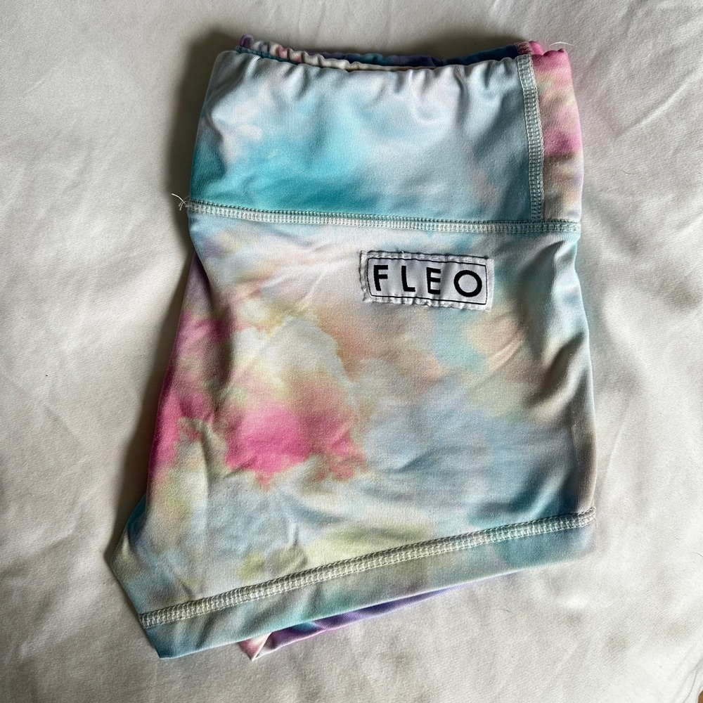 Cotton Candy Fleo Shorts